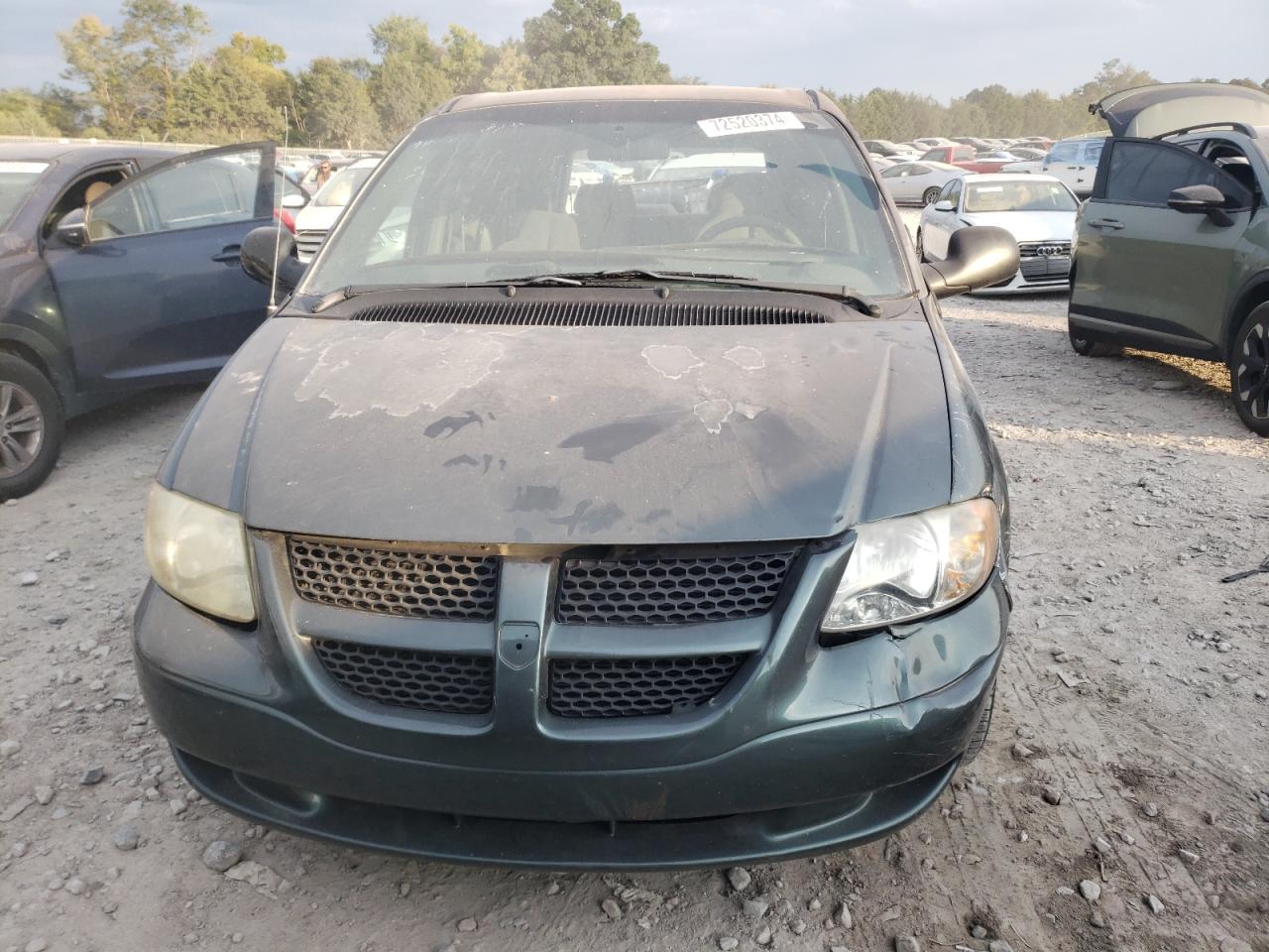 Lot #2972588910 2003 DODGE CARAVAN SE