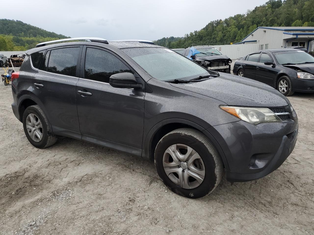 TOYOTA RAV4 LE