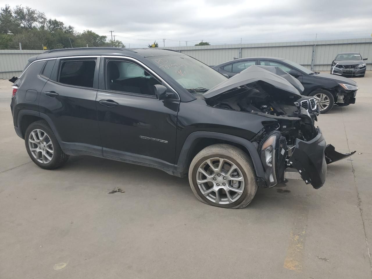 Lot #2972433561 2024 JEEP COMPASS LA