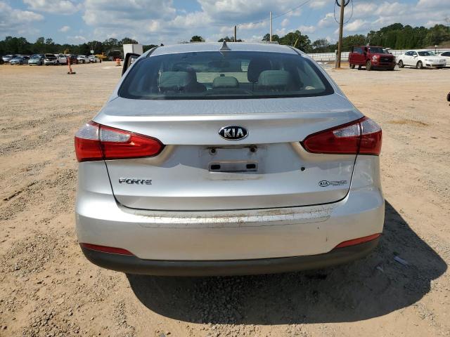 VIN KNAFK4A6XF5295292 2015 KIA Forte, LX no.6