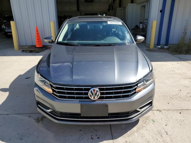 VIN 1VWBT7A34HC052546 2017 Volkswagen Passat, SE no.5