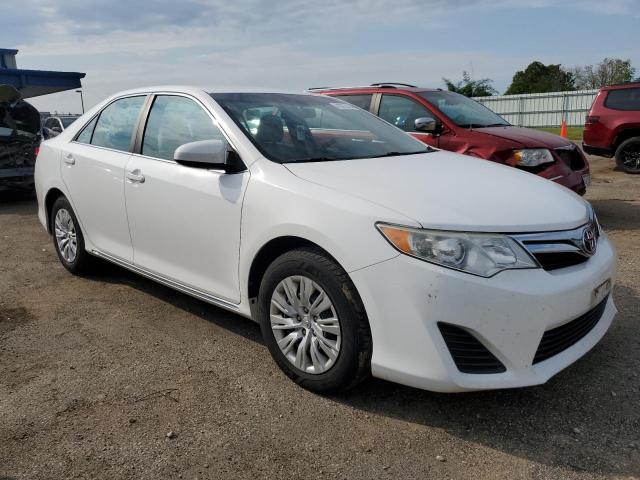 VIN 4T4BF1FK4ER338377 2014 Toyota Camry, L no.4