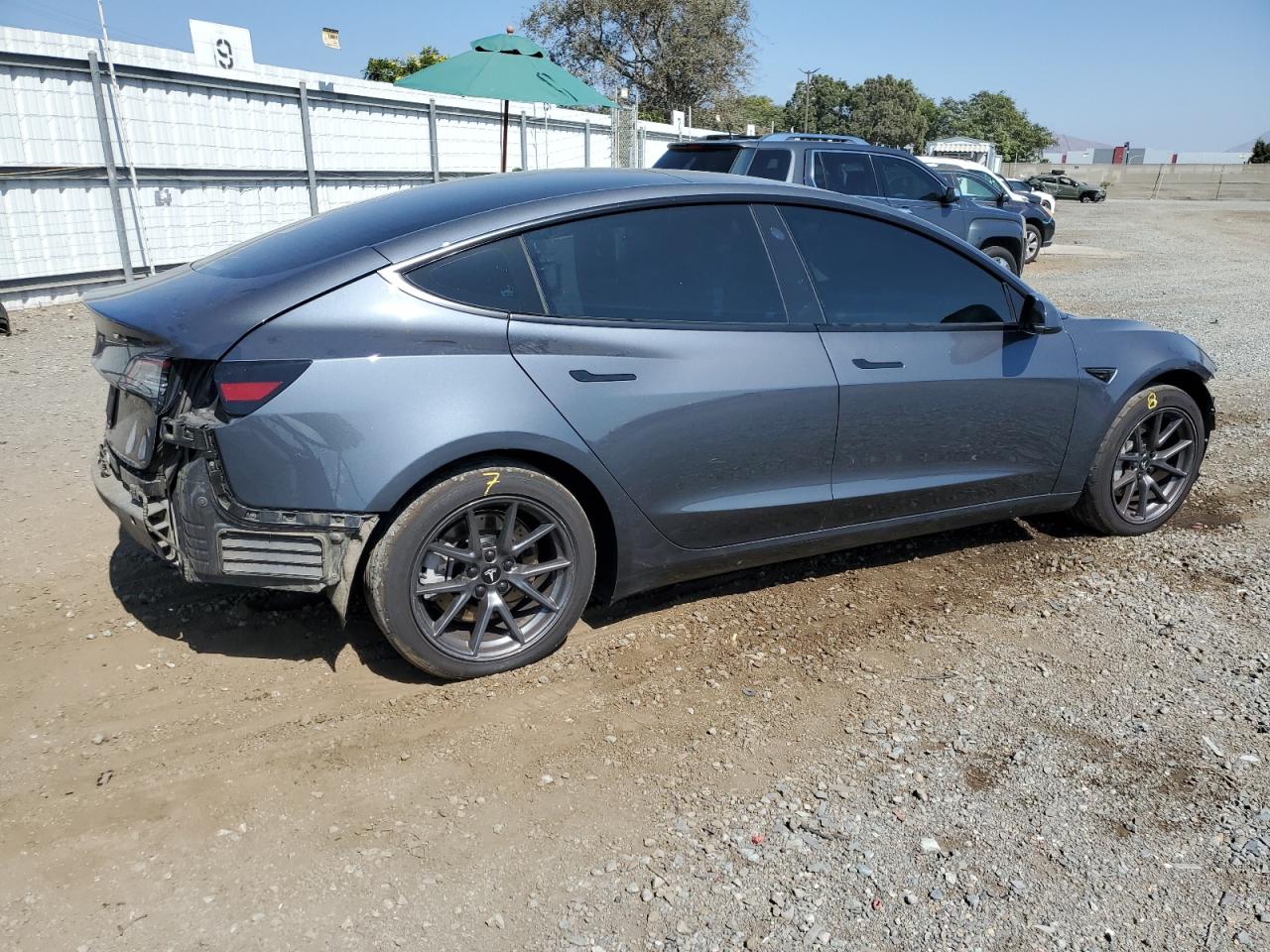 Lot #3033045998 2023 TESLA MODEL 3