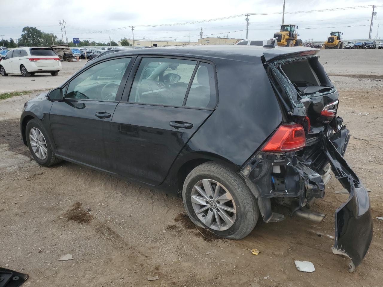 Lot #2872197196 2016 VOLKSWAGEN GOLF S/SE