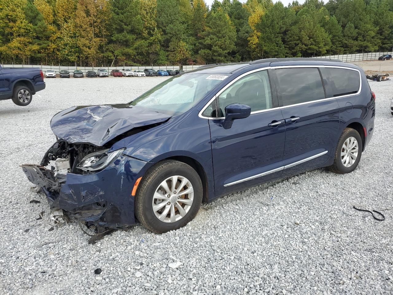 Chrysler Pacifica 2017 RU