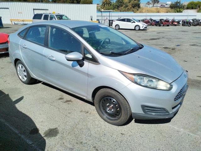 VIN 3FADP4AJ3FM160509 2015 Ford Fiesta, S no.4