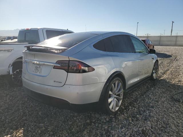 2017 TESLA MODEL X - 5YJXCAE47HF052133