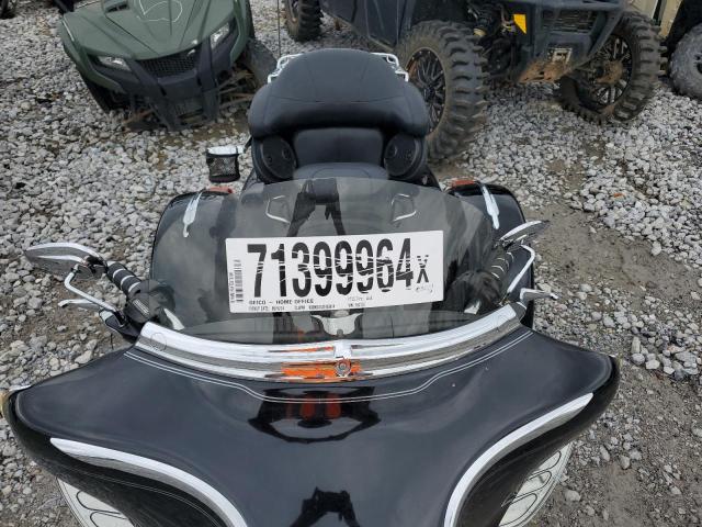 2010 HARLEY-DAVIDSON FLHTCUTG 1HD1MAM10AB852175