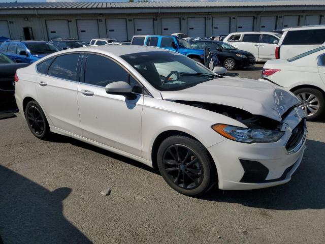 VIN 3FA6P0HD0LR258316 2020 Ford Fusion, SE no.4