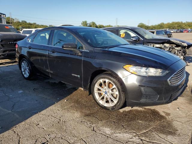 VIN 3FA6P0LU2KR272255 2019 Ford Fusion, SE no.4