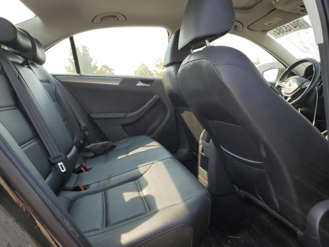 2017 VOLKSWAGEN JETTA SE - 3VWDB7AJ2HM229961