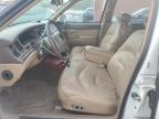 LINCOLN TOWN CAR S photo