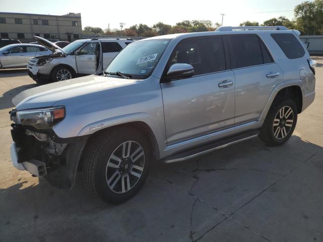 2018 TOYOTA 4RUNNER SR5 2018