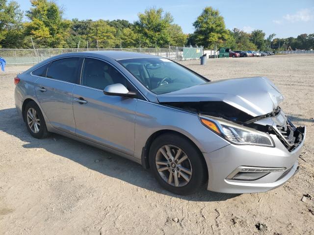 VIN 5NPE24AF0FH182126 2015 Hyundai Sonata, SE no.4