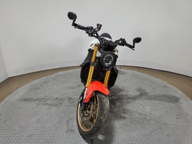2024 YAMAHA MTM890 JYARN80E3RA001892