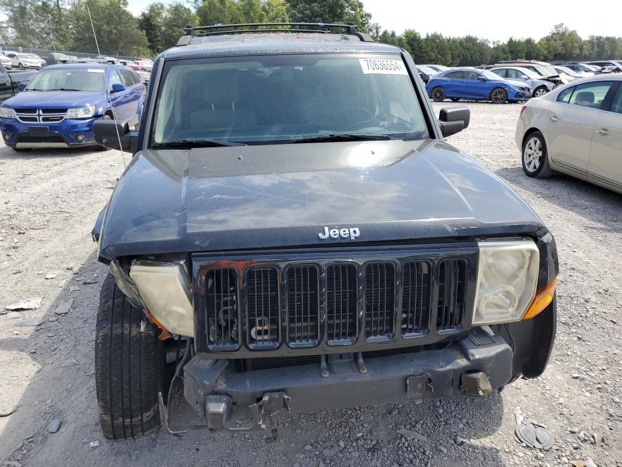 2006 Jeep COMMANDER