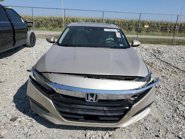 VIN 1HGCV1F90JA025732 2018 Honda Accord, Touring no.5