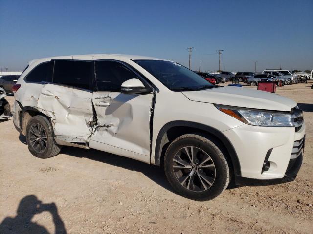 VIN 5TDZARFH6JS037753 2018 Toyota Highlander, LE no.4