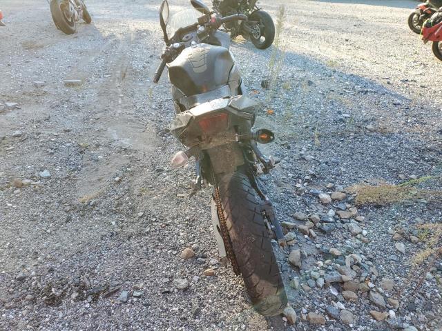2018 SUZUKI GSX250R LC6DN11A6J1101888