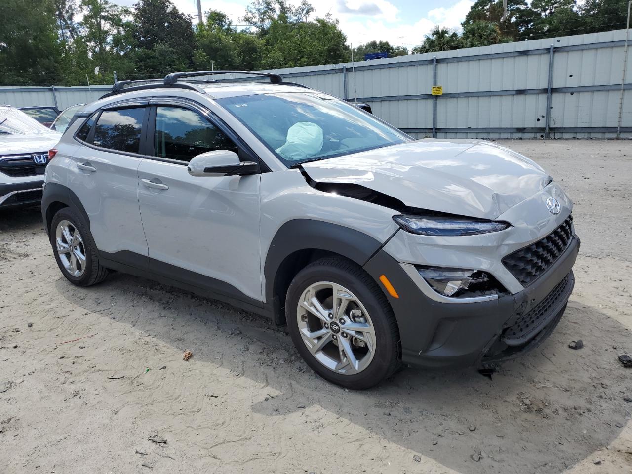 Lot #2952881886 2022 HYUNDAI KONA SEL