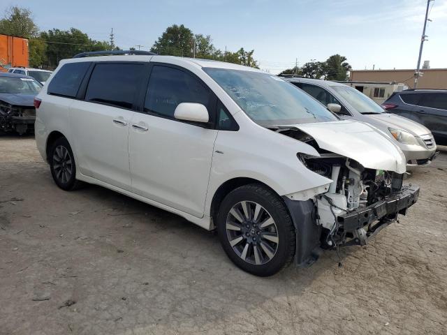 VIN 5TDDZ3DC8JS209529 2018 Toyota Sienna, Xle no.4