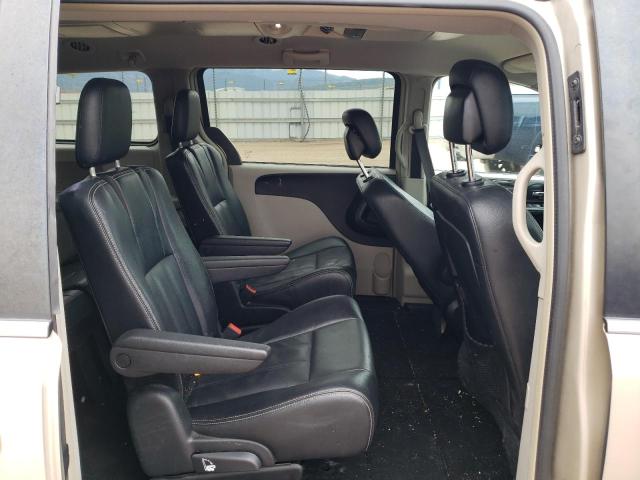 2015 CHRYSLER TOWN & COU - 2C4RC1BG0FR588012