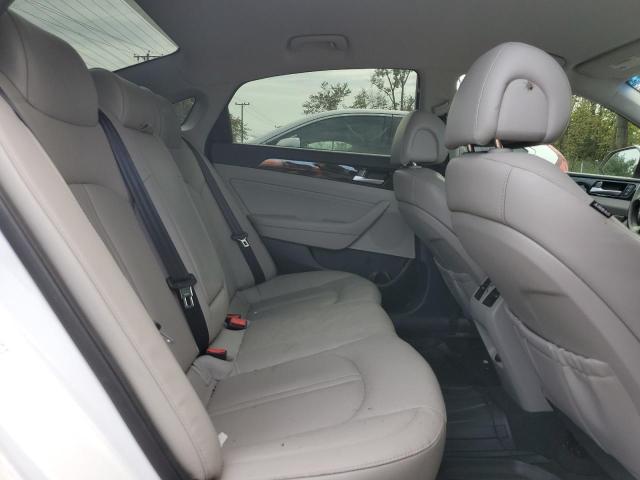 2017 HYUNDAI SONATA PLU KMHE54L27HA060032