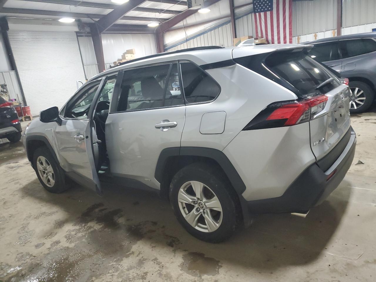 Lot #2989267832 2021 TOYOTA RAV4 XLE