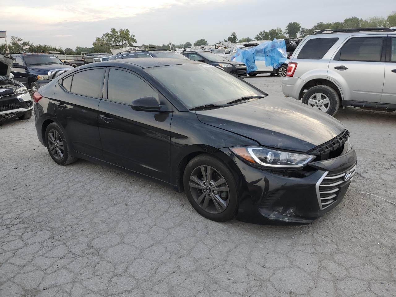 Lot #2838784954 2017 HYUNDAI ELANTRA SE