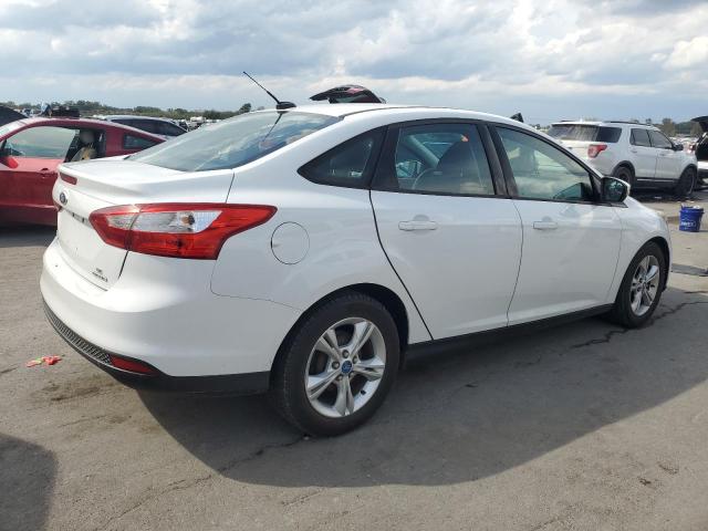 VIN 1FADP3F25DL232949 2013 Ford Focus, SE no.3