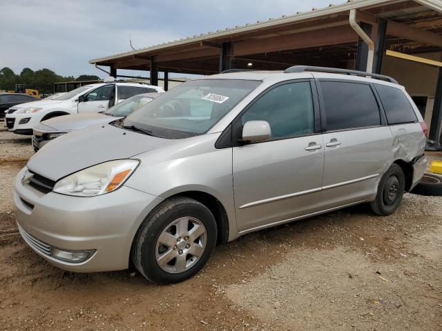 TOYOTA SIENNA XLE