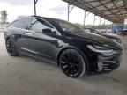 TESLA MODEL X снимка