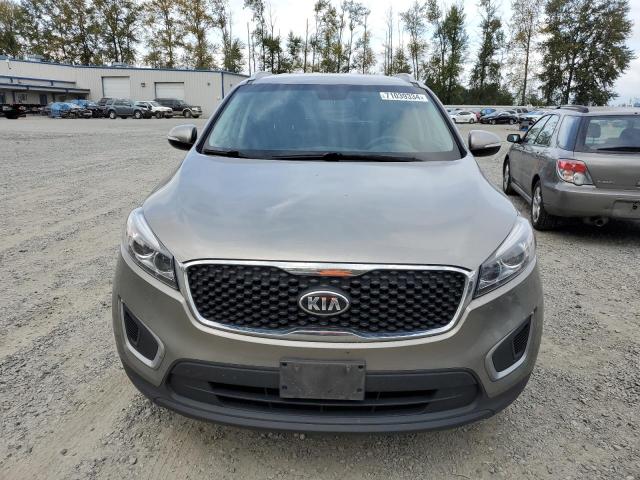 VIN 5XYPGDA51HG195365 2017 KIA Sorento, LX no.5