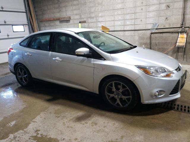 VIN 1FADP3F23EL258399 2014 Ford Focus, SE no.4