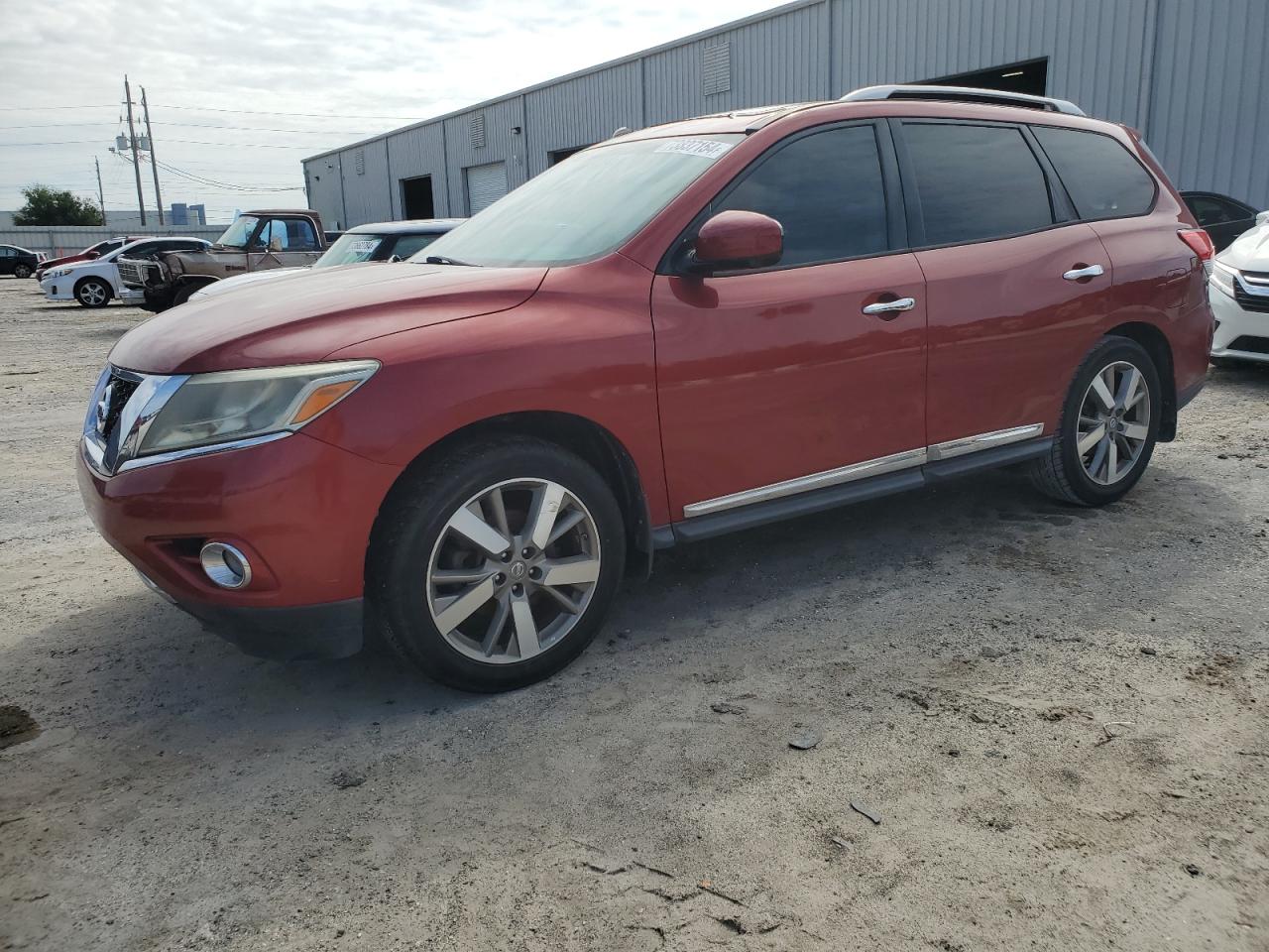 Nissan Pathfinder 2014 Wagon body style