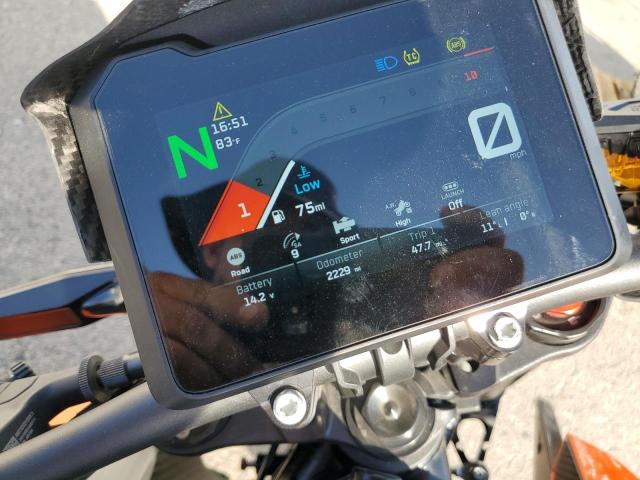 2024 KTM 990 DUKE VBKTV9404RM995559