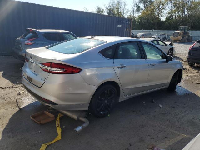 VIN 3FA6P0HD7JR247715 2018 Ford Fusion, SE no.3