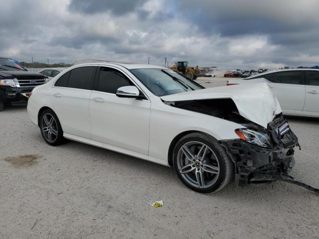 VIN WDDZF4JB3JA351421 2018 Mercedes-Benz E-Class, 300 no.4