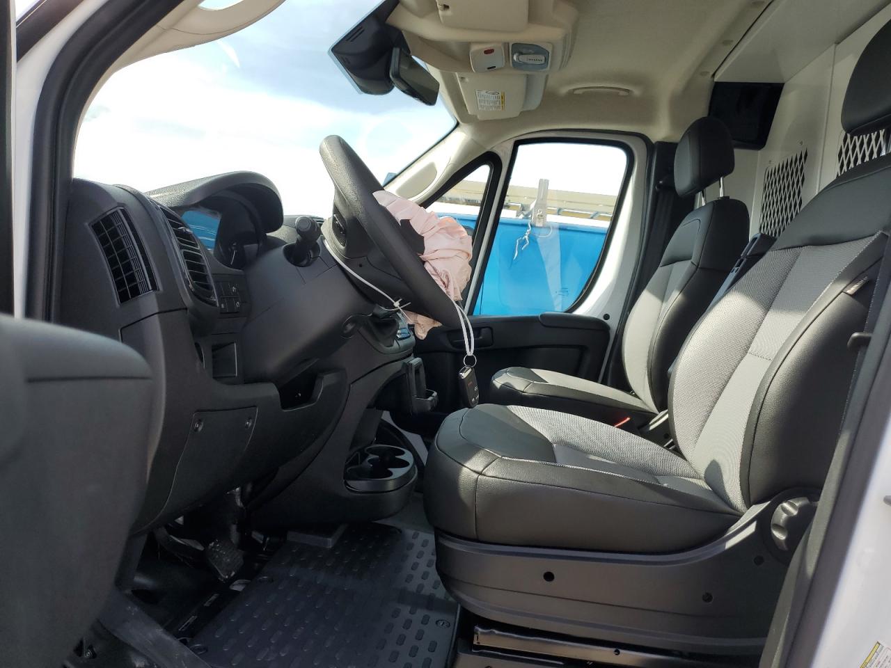 RAM PROMASTER 1500 STANDARD