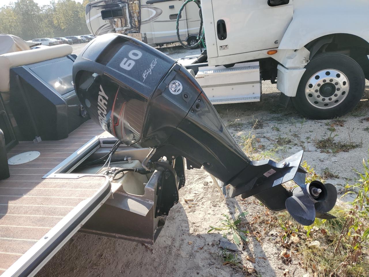 Lot #3311740758 2014 CREST-MAURELL PRODUCTS VESSEL