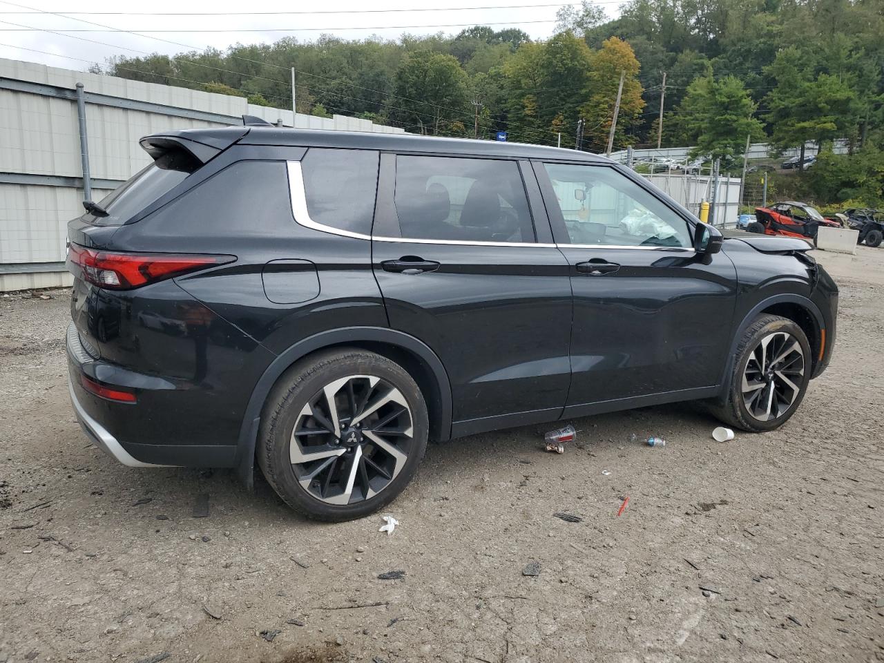 Lot #2945560283 2022 MITSUBISHI OUTLANDER