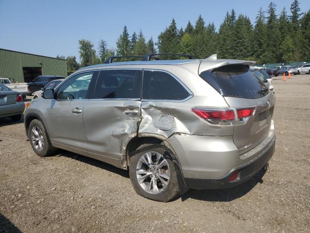 VIN 5TDJKRFH8FS083764 2015 Toyota Highlander, Xle no.2