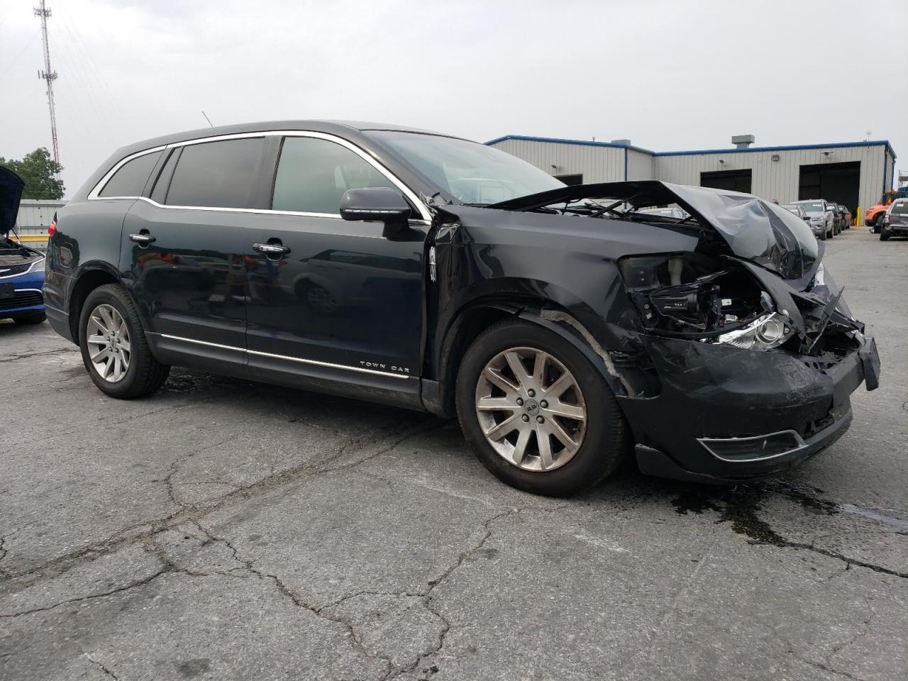 Lot #2969999882 2014 LINCOLN MKT