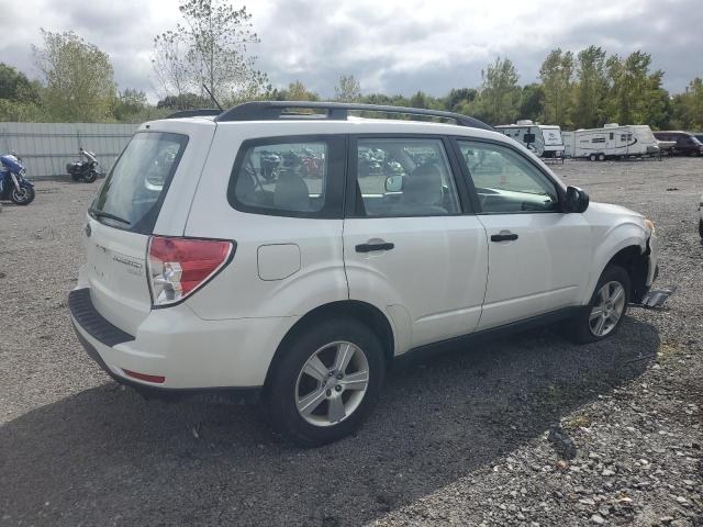 VIN JF2SHABC6DH425164 2013 Subaru Forester, 2.5X no.3