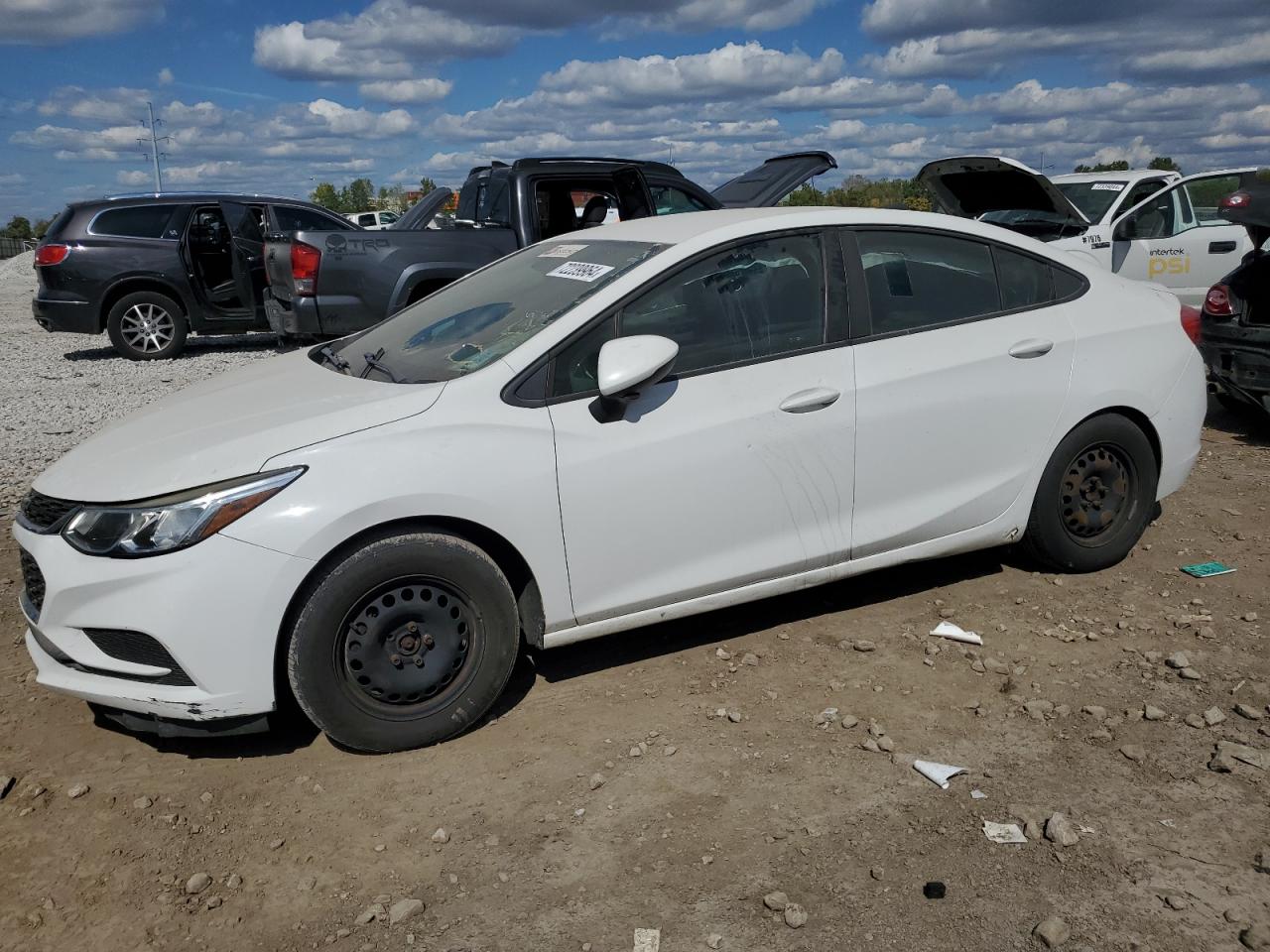 Lot #2890646843 2017 CHEVROLET CRUZE LS