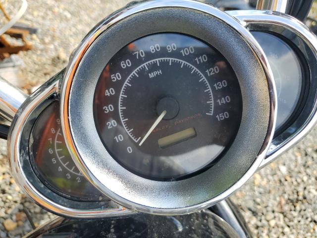 2004 HARLEY-DAVIDSON VRSCB 1HD1HBZ184K808514