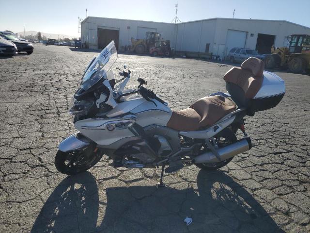 BMW K1600 GTL 2022 white  gas WB10F3304N6F86170 photo #4