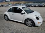 VOLKSWAGEN NEW BEETLE photo