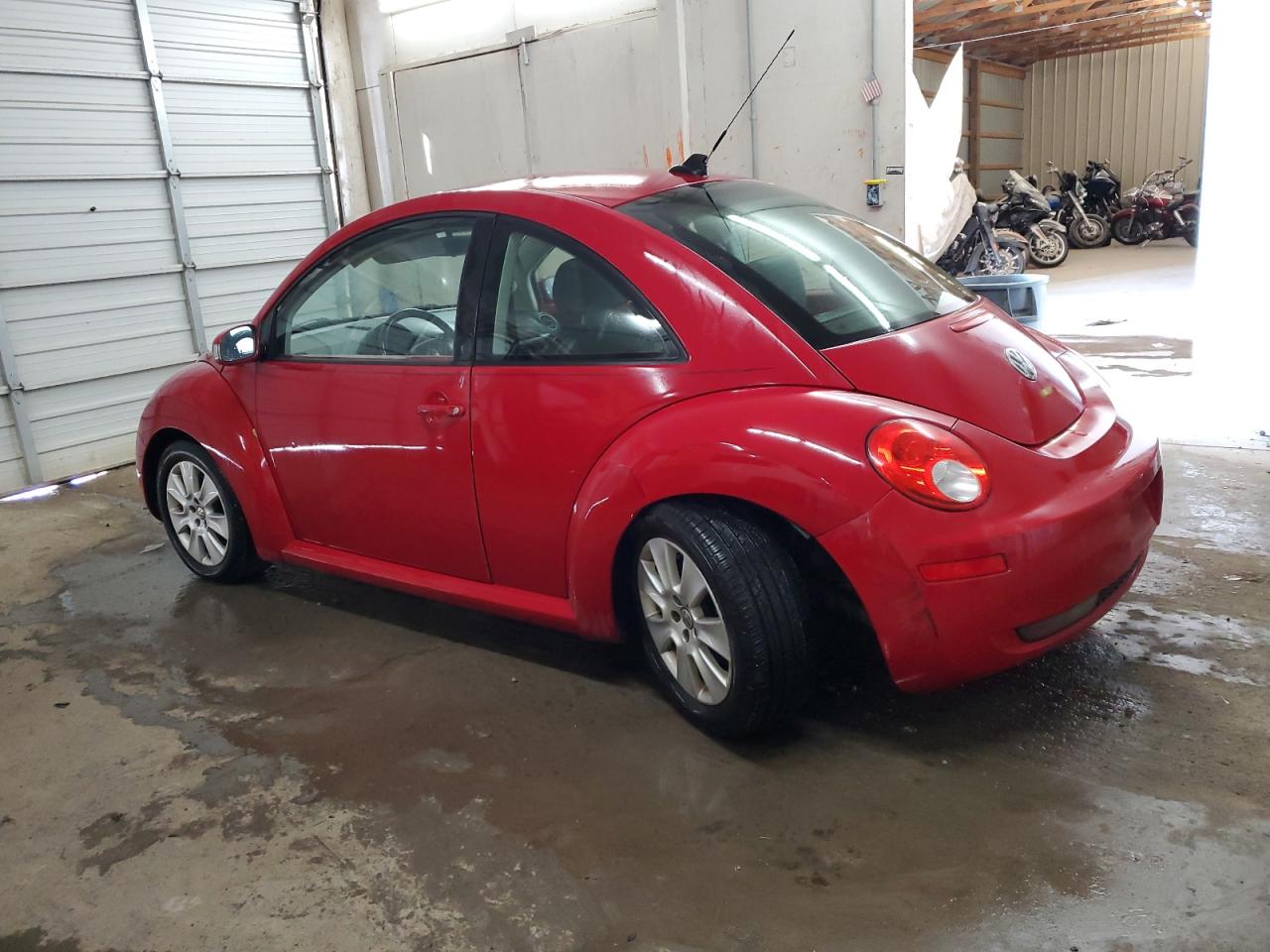 Lot #2855506723 2009 VOLKSWAGEN NEW BEETLE