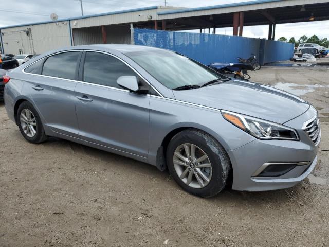 VIN 5NPE24AFXGH326833 2016 Hyundai Sonata, SE no.4